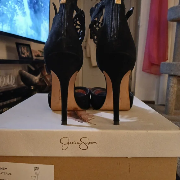 Jessica Simpson Bonney Peep-Toe Pumps - Picture 8 of 12